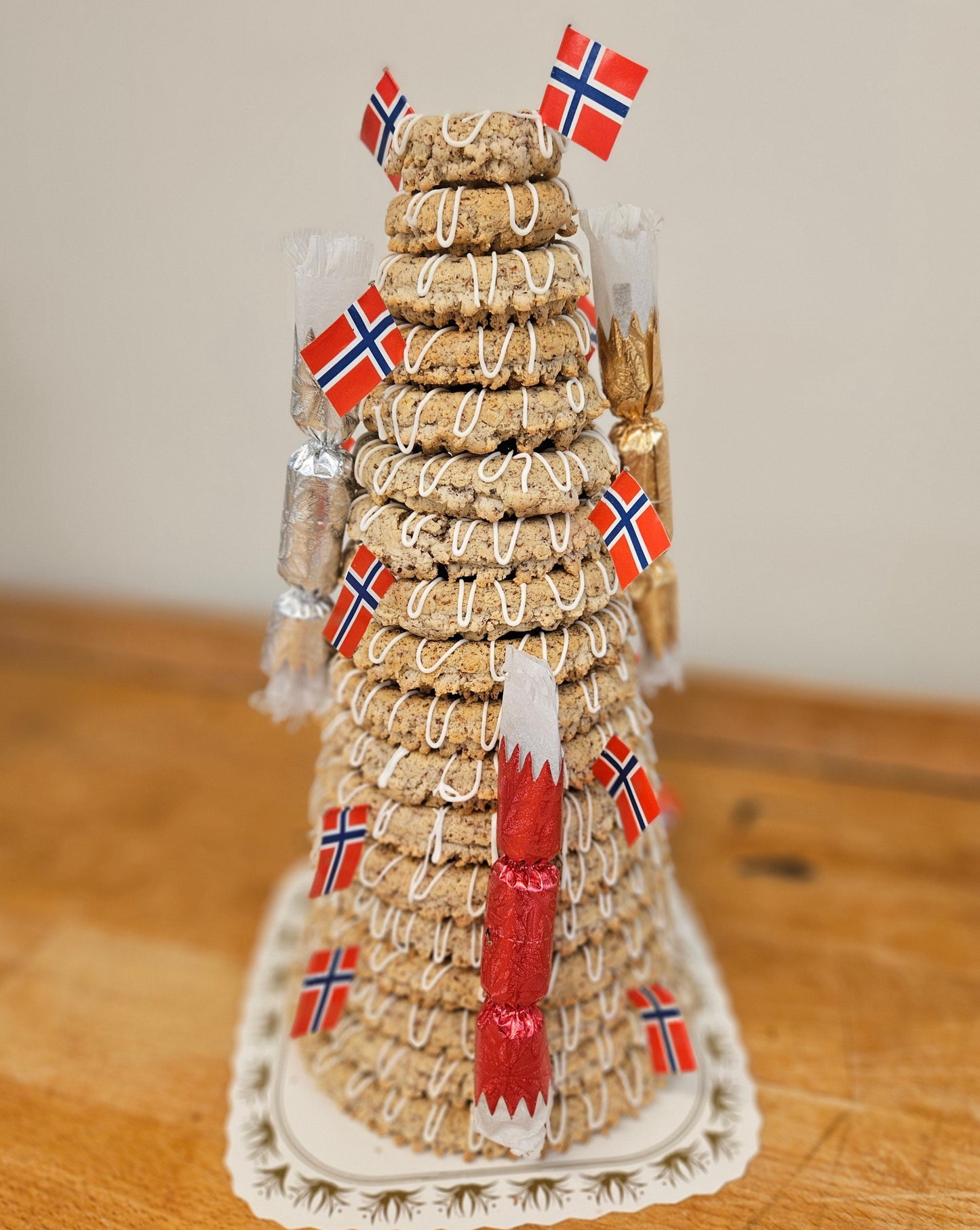 Kransekake -NB! Kun til henting i bakeriet.